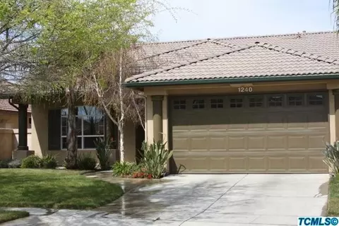 1240 E Mesa Ct, Visalia, CA 93292 photo 1