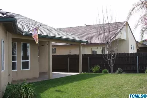 1240 E Mesa Ct, Visalia, CA 93292 photo 6