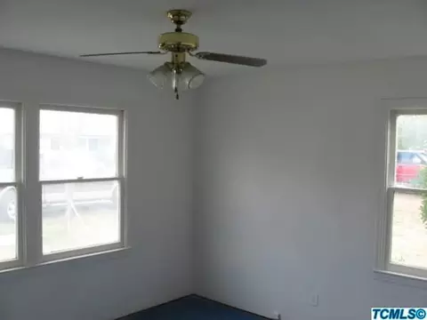 717 Elm St, Hanford, CA 93230 photo 14