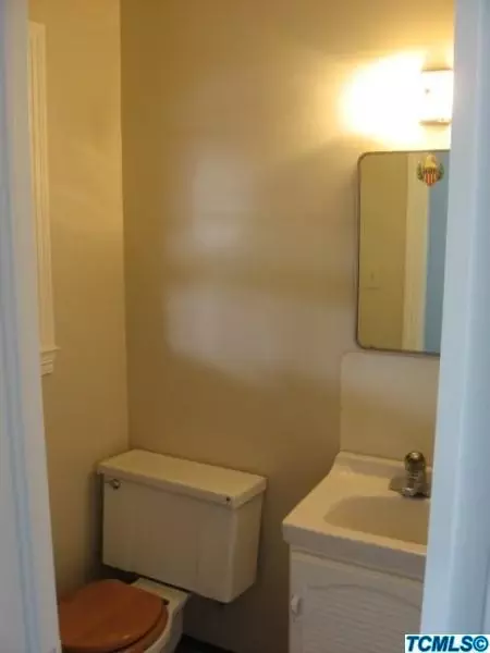 717 Elm St, Hanford, CA 93230 photo 18