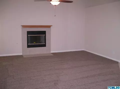 3612 E School Ct, Visalia, CA 93292 photo 5