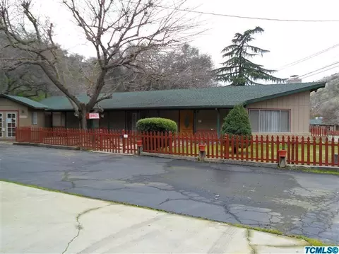45176 Sierra Dr, Three Rivers, CA 93271 photo 4