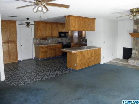 1351 Fig St, Selma, CA 93662 photo 2