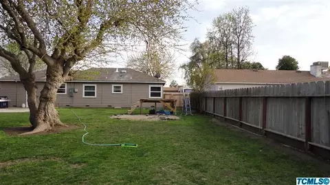 3132 E Westcott Ave, Visalia, CA 93292 photo 18