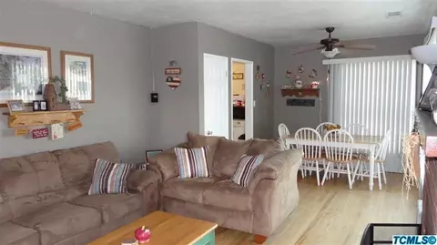 3132 E Westcott Ave, Visalia, CA 93292 photo 10