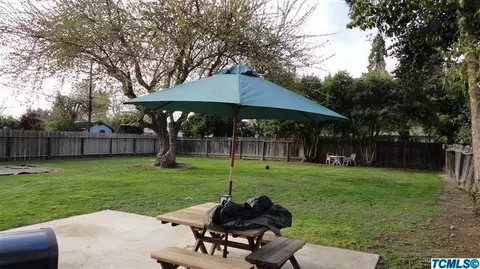 3132 E Westcott Ave, Visalia, CA 93292 photo 16