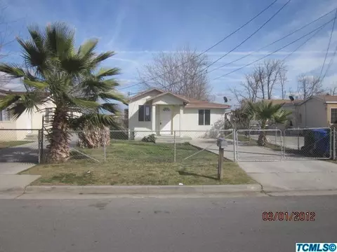 902 Walnut St, Pixley, CA 93256 photo 1