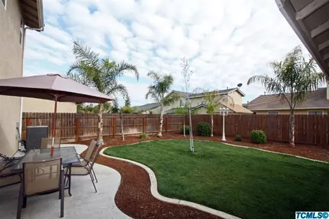 1817 E Duff Ave, Reedley, CA 93654 photo 6