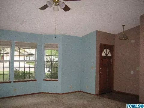 1533 Belinda Dr, Lemoore, CA 93245 photo 2