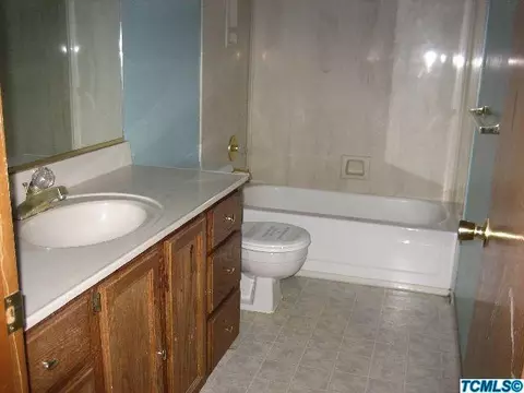 1533 Belinda Dr, Lemoore, CA 93245 photo 8