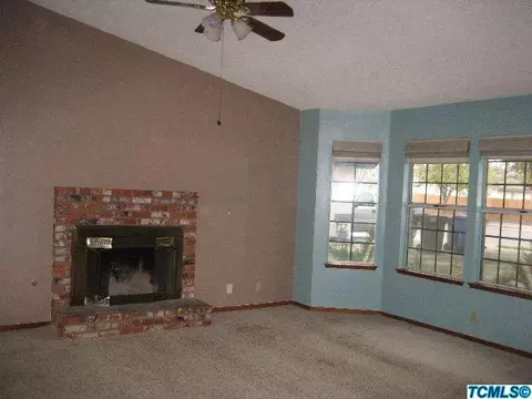 1533 Belinda Dr, Lemoore, CA 93245 photo 4