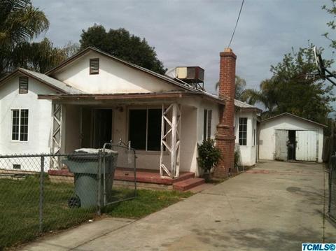 950 E Houston Ave, Visalia, CA 93292 photo 1