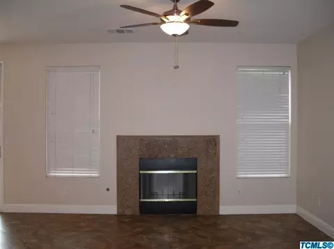 4319 E Westcott Ave, Visalia, CA 93292 photo 3
