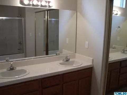 4319 E Westcott Ave, Visalia, CA 93292 photo 12