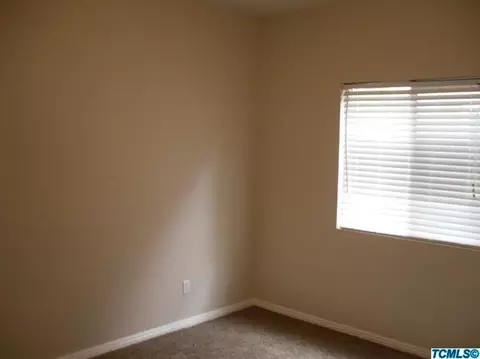 4319 E Westcott Ave, Visalia, CA 93292 photo 9