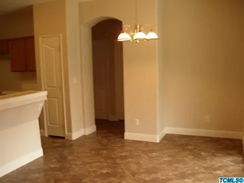 4319 E Westcott Ave, Visalia, CA 93292 photo 5