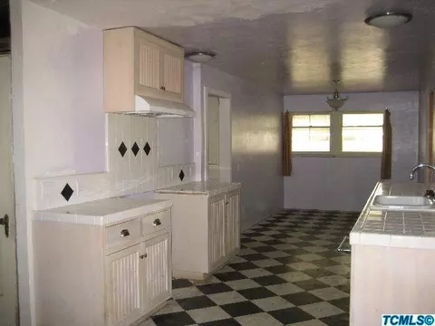 60 B St, Lemoore, CA 93245 photo 9