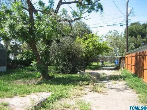 60 B St, Lemoore, CA 93245 photo 12