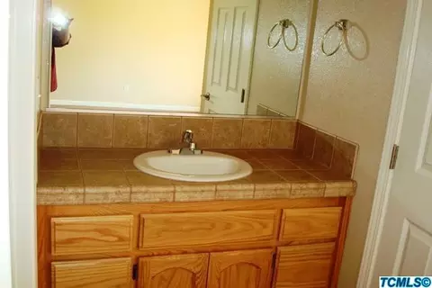 1909 E Roosevelt Ct, Visalia, CA 93292 photo 10