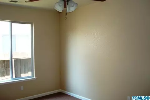 1909 E Roosevelt Ct, Visalia, CA 93292 photo 13