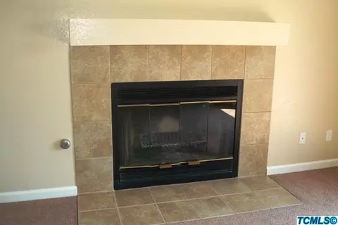 1909 E Roosevelt Ct, Visalia, CA 93292 photo 8