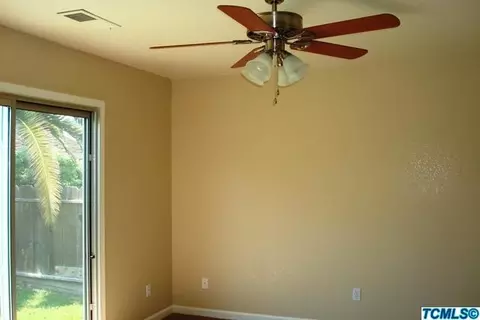 1909 E Roosevelt Ct, Visalia, CA 93292 photo 9