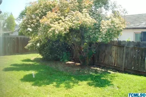 1909 E Roosevelt Ct, Visalia, CA 93292 photo 16