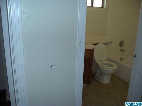 641 Alpha St, Tulare, CA 93274 photo 10