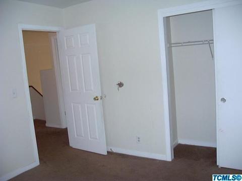 641 Alpha St, Tulare, CA 93274 photo 14