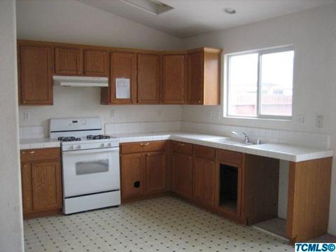 1416 Monarch Dr, Lemoore, CA 93245 photo 5
