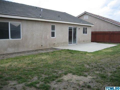 1416 Monarch Dr, Lemoore, CA 93245 photo 12
