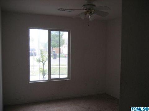 1416 Monarch Dr, Lemoore, CA 93245 photo 9
