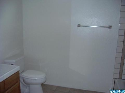 4110 E Meadow Ave, Visalia, CA 93292 photo 9