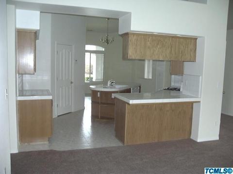 4110 E Meadow Ave, Visalia, CA 93292 photo 3