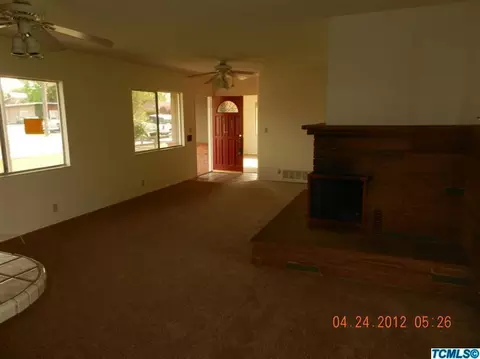 232 Oleander Ave, Lemoore, CA 93245 photo 6