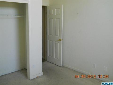 1667 Orange Cir, Lemoore, CA 93245 photo 6
