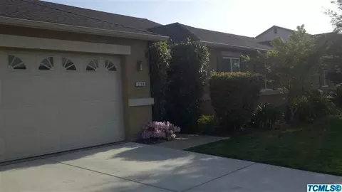 2245 E Chestnut Ct, Visalia, CA 93292 photo 6