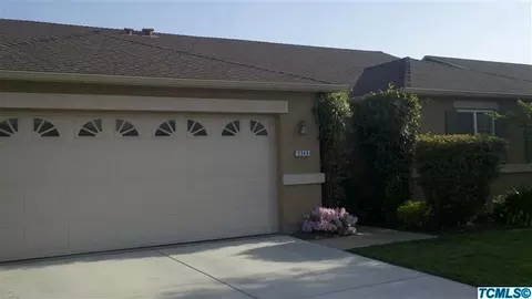 2245 E Chestnut Ct, Visalia, CA 93292 photo 4
