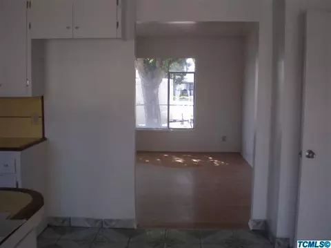 349 S Filbert Rd, Exeter, CA 93221 photo 3