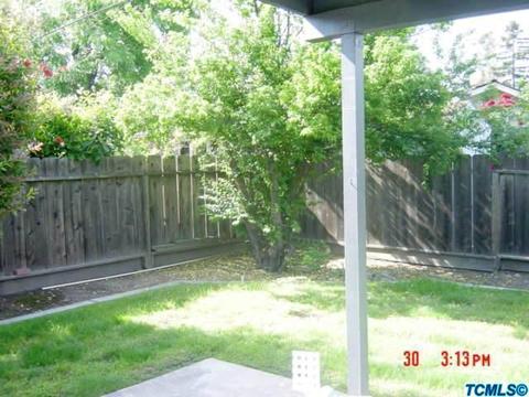 310 E Gannon Dr, Tulare, CA 93274 photo 4