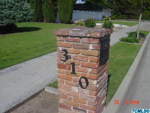 310 E Gannon Dr, Tulare, CA 93274 photo 3