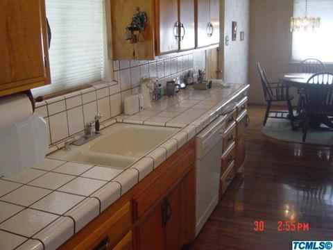 310 E Gannon Dr, Tulare, CA 93274 photo 8