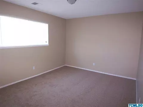 1469 E Boyer Dr, Tulare, CA 93274 photo 10
