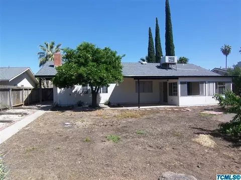 1469 E Boyer Dr, Tulare, CA 93274 photo 17