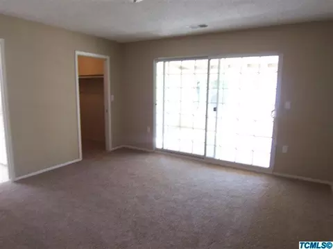1469 E Boyer Dr, Tulare, CA 93274 photo 12