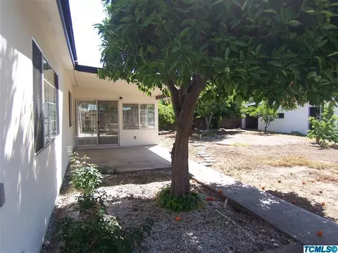 1469 E Boyer Dr, Tulare, CA 93274 photo 18