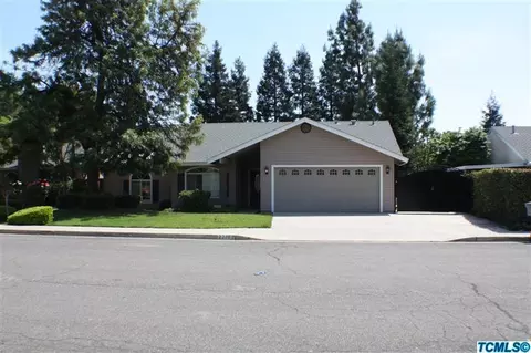 2376 Escalon Ave, Clovis, CA 93611 photo 1