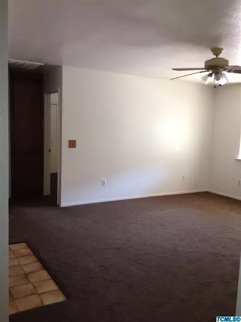 1826 E Cross Ave, Tulare, CA 93274 photo 5