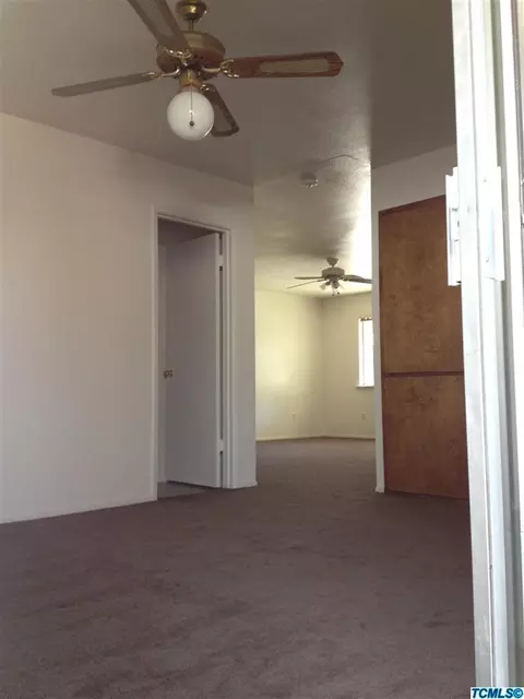 1826 E Cross Ave, Tulare, CA 93274 photo 10