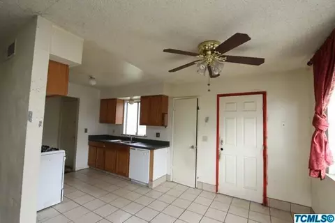 2886 Caesar Ave, Clovis, CA 93612 photo 4